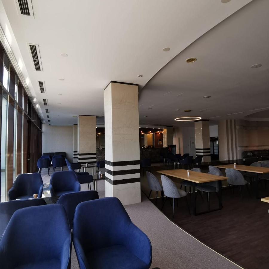 Hotel Zimbru Snagov Tincabesti Exterior photo