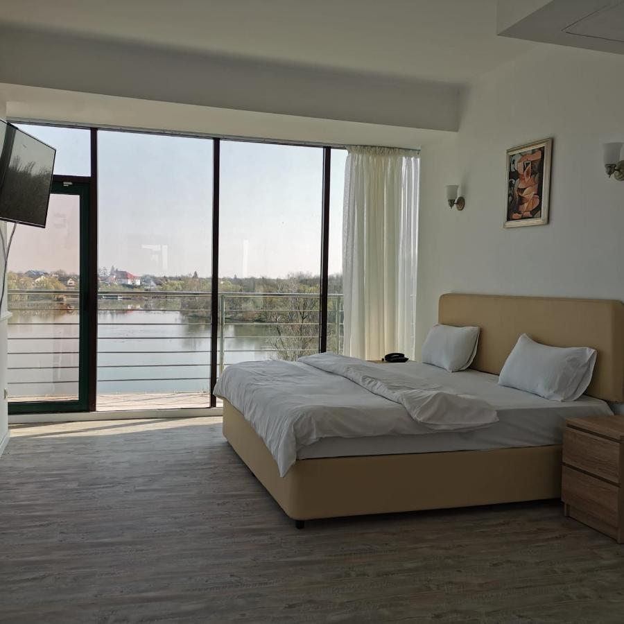 Hotel Zimbru Snagov Tincabesti Exterior photo